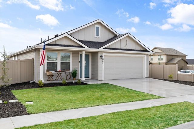 8641 E Velvet Ash St, Nampa, ID 83687