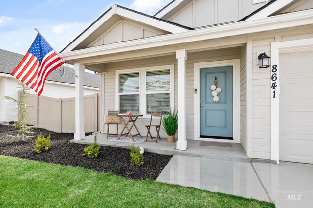 8641 E Velvet Ash St, Nampa, ID 83687