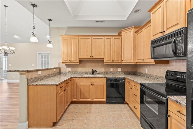 9655 Collier Place 18, Ooltewah, TN 37363