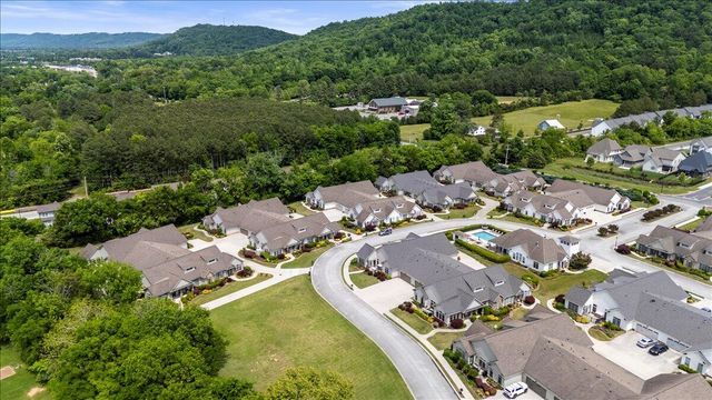 9655 Collier Place 18, Ooltewah, TN 37363