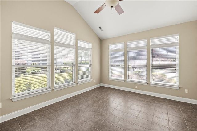 9655 Collier Place 18, Ooltewah, TN 37363