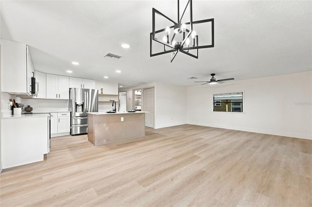 118 COURT STREET, Kissimmee, FL 34741