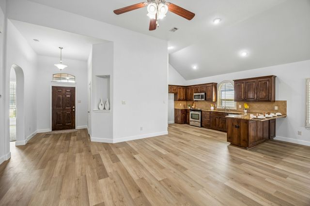 10445 Merced Lake Road, Fort Worth, TX 76177