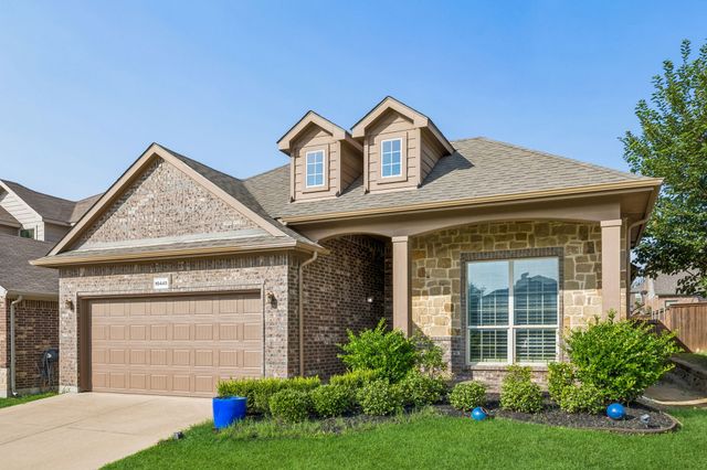 10445 Merced Lake Road, Fort Worth, TX 76177