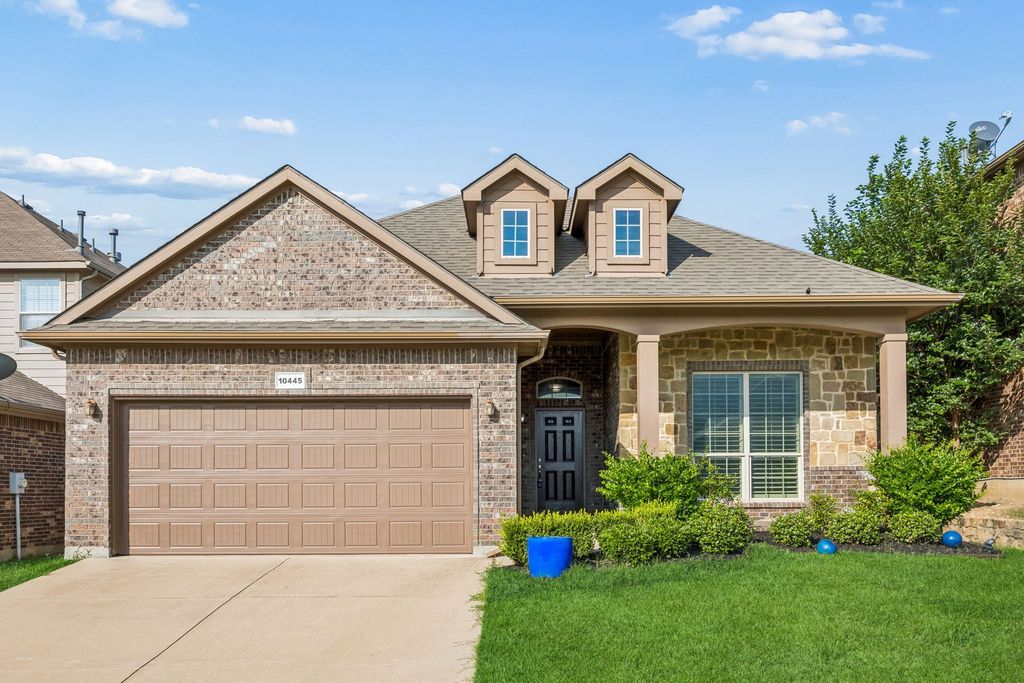 10445 Merced Lake Road, Fort Worth, TX 76177