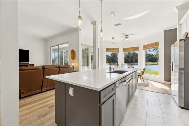 502 E Cardinal Circle, St. Marys, GA 31558