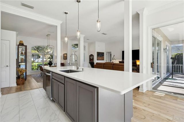 502 E Cardinal Circle, St. Marys, GA 31558
