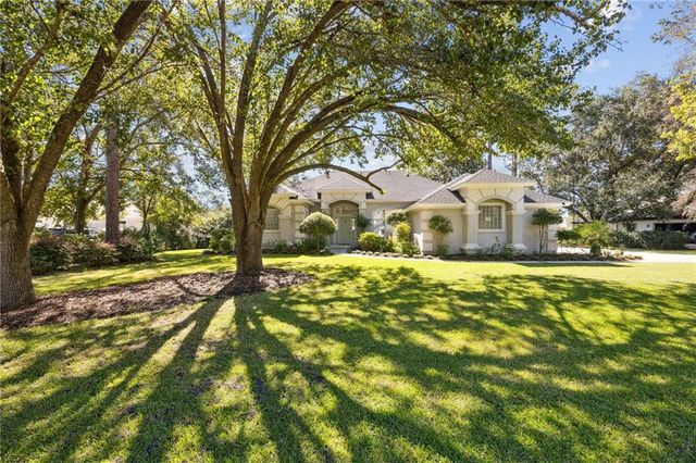 502 E Cardinal Circle, St. Marys, GA 31558