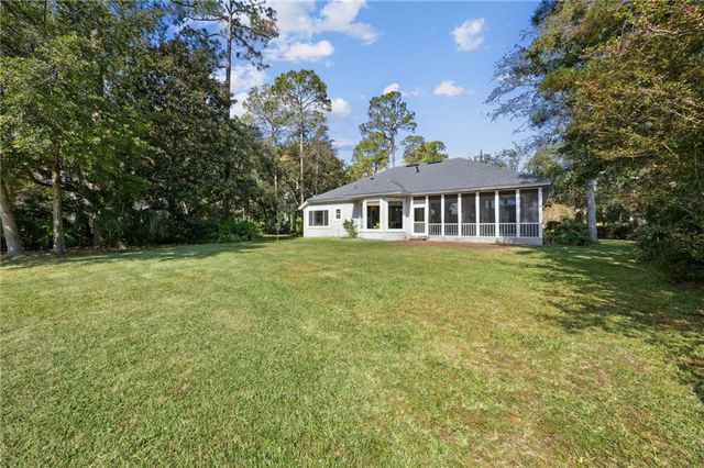 502 E Cardinal Circle, St. Marys, GA 31558