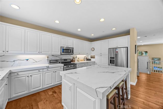 8475 E Kendra Loop, Orange, CA 92867