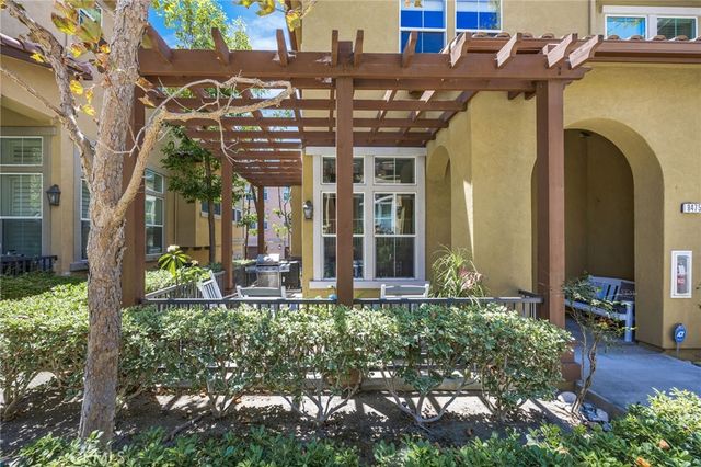 8475 E Kendra Loop, Orange, CA 92867