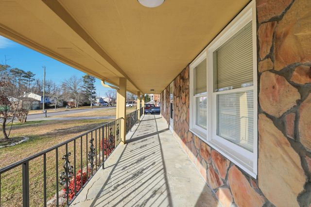 1708 Cannon Drive, Fort Oglethorpe, GA 30742