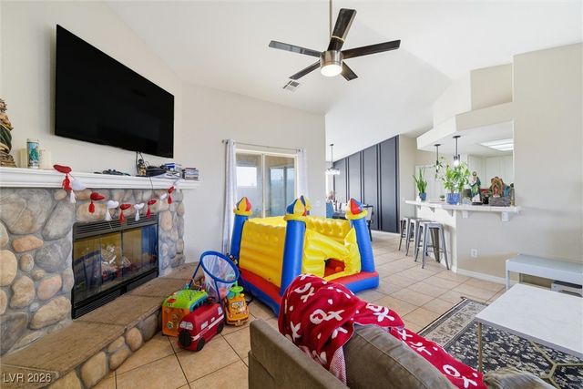 581 West Leslie Street, Pahrump, NV 89060