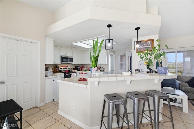 581 West Leslie Street, Pahrump, NV 89060