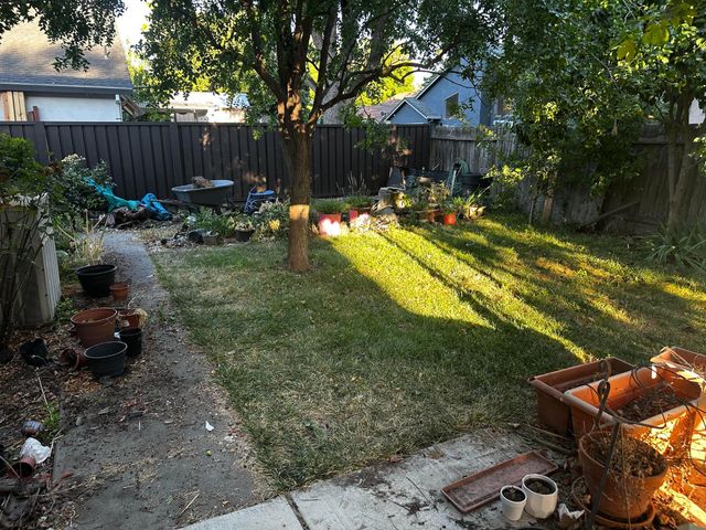3103 Mill Oak Way, Sacramento, CA 95833