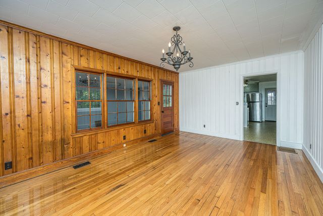 10409 Cottageville Highway, Cottageville, SC 29435