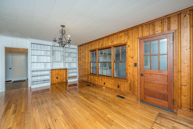10409 Cottageville Highway, Cottageville, SC 29435