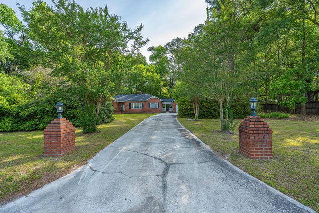 10409 Cottageville Highway, Cottageville, SC 29435