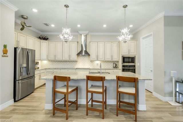 28047 Foxrock CT, Bonita Springs, FL 34135