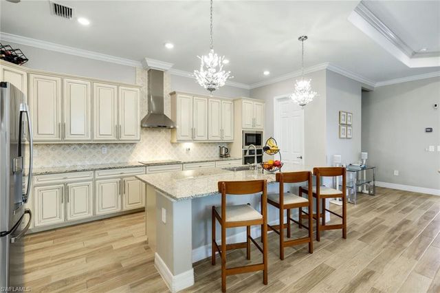 28047 Foxrock CT, Bonita Springs, FL 34135