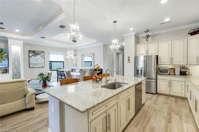 28047 Foxrock CT, Bonita Springs, FL 34135