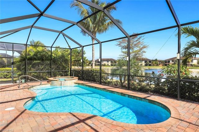 28047 Foxrock CT, Bonita Springs, FL 34135