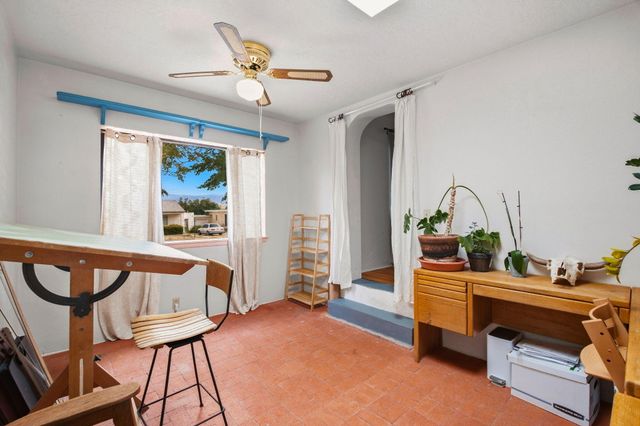 1907 Anderson PL SE, Albuquerque, NM 87108