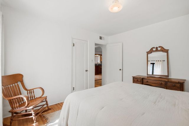 1907 Anderson PL SE, Albuquerque, NM 87108