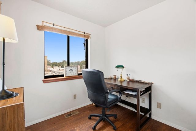 1907 Anderson PL SE, Albuquerque, NM 87108