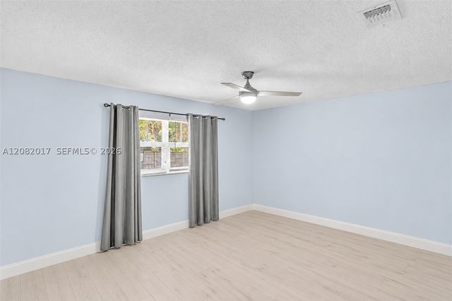 2191 SW 27th Ln, Fort Lauderdale, FL 33312