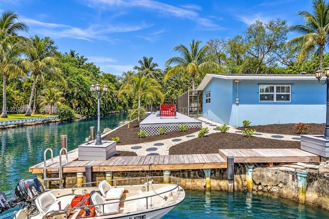 2191 SW 27th Ln, Fort Lauderdale, FL 33312
