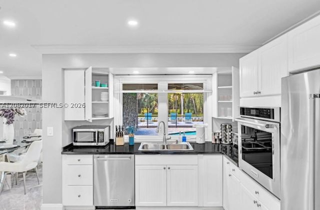 2191 SW 27th Ln, Fort Lauderdale, FL 33312