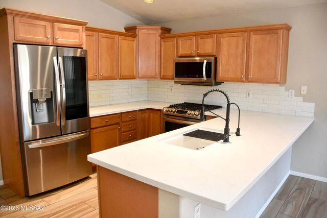 10412 E Ravenswood Street, Tucson, AZ 85747