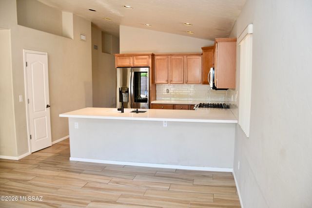 10412 E Ravenswood Street, Tucson, AZ 85747