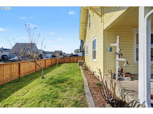 2116 WAVERLY Dr, Albany, OR 97322