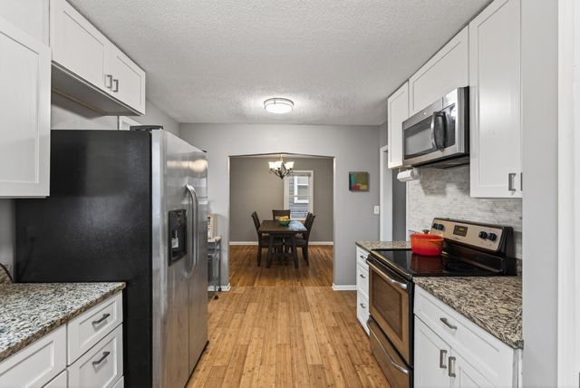 1843 Montana Avenue E, Saint Paul, MN 55119