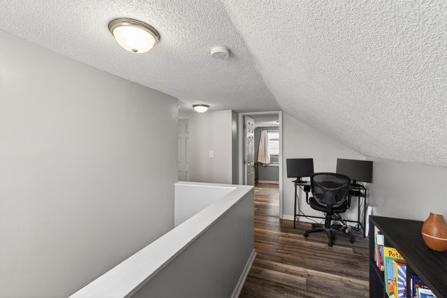 1843 Montana Avenue E, Saint Paul, MN 55119