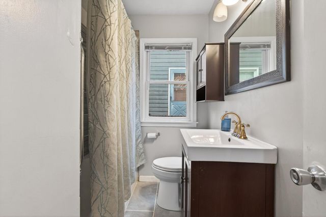 1843 Montana Avenue E, Saint Paul, MN 55119