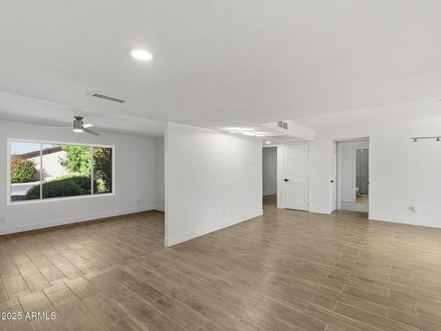 6737 S PALM Drive, Tempe, AZ 85283