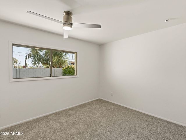 6737 S PALM Drive, Tempe, AZ 85283