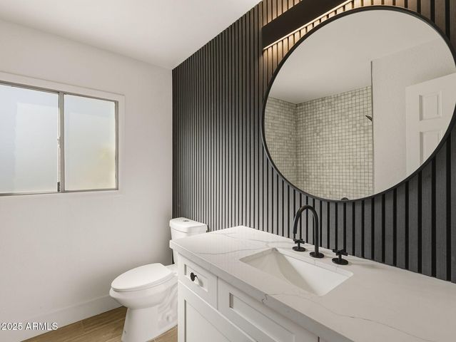 6737 S PALM Drive, Tempe, AZ 85283