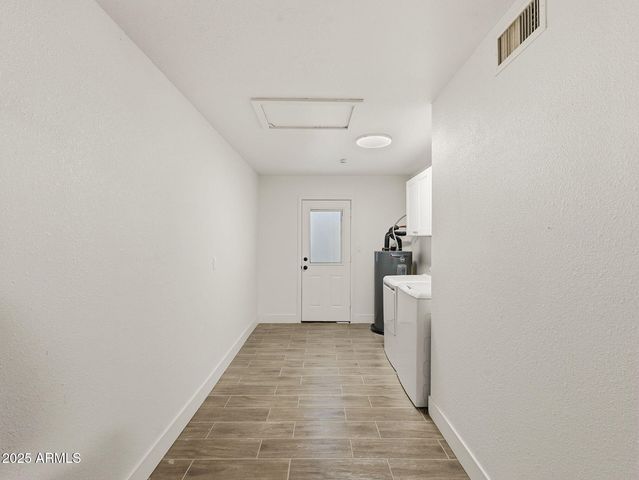 6737 S PALM Drive, Tempe, AZ 85283