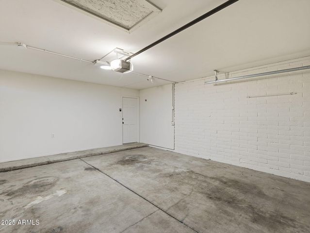 6737 S PALM Drive, Tempe, AZ 85283