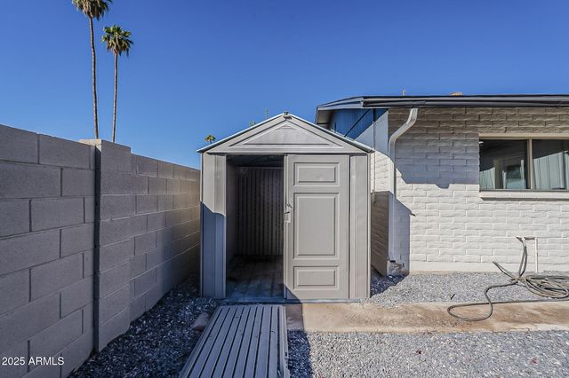 6737 S PALM Drive, Tempe, AZ 85283