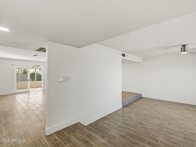 6737 S PALM Drive, Tempe, AZ 85283