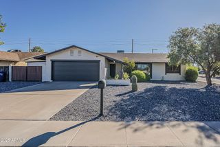 6737 S PALM Drive, Tempe, AZ 85283
