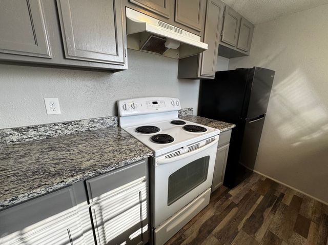 6329 Walraven Circle, Fort Worth, TX 76133