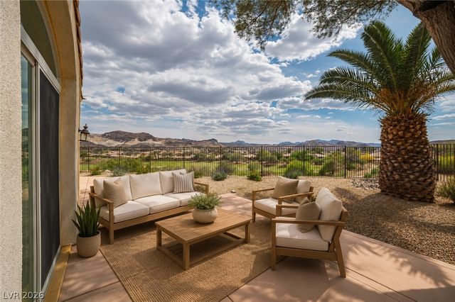 32 Cerchio Basso, Henderson, NV 89011