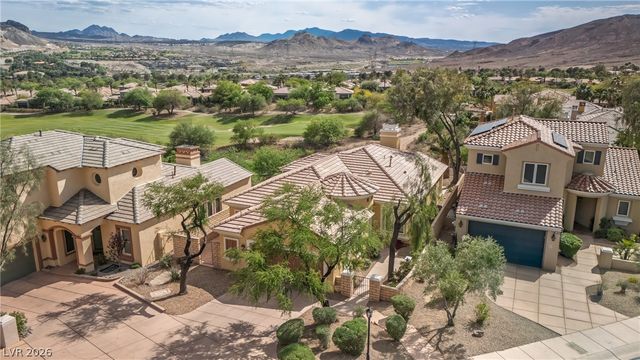 32 Cerchio Basso, Henderson, NV 89011