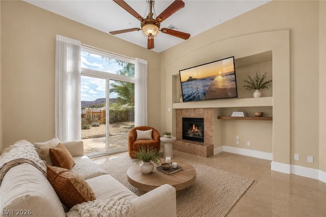 32 Cerchio Basso, Henderson, NV 89011